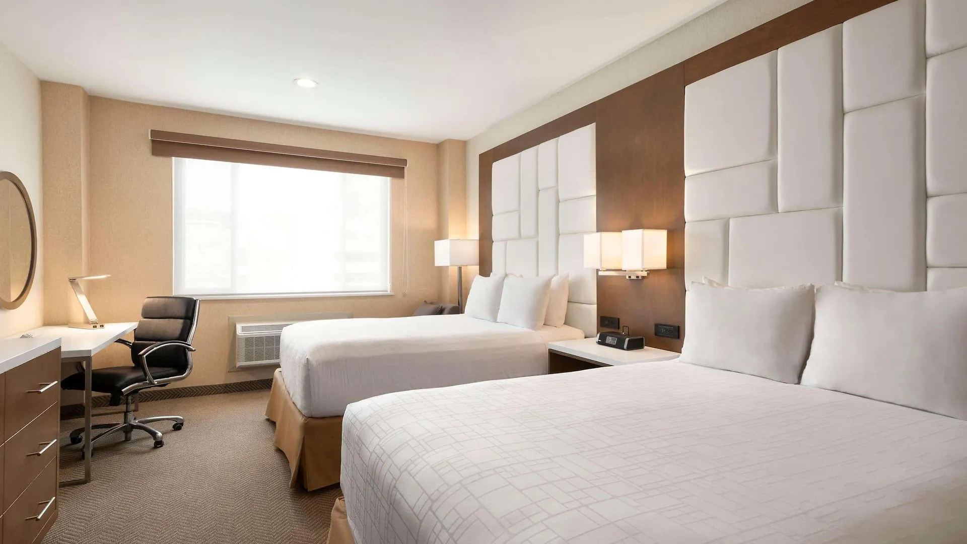 ***  Wyndham Anaheim Hotel United States