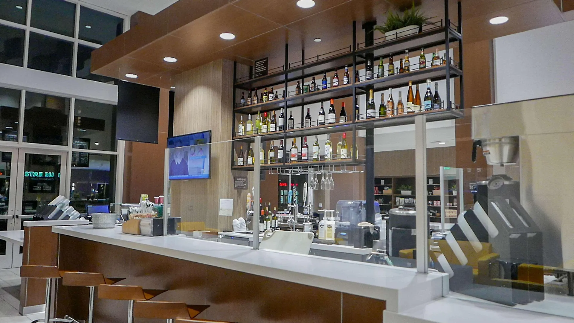 Wyndham Anaheim Hotel