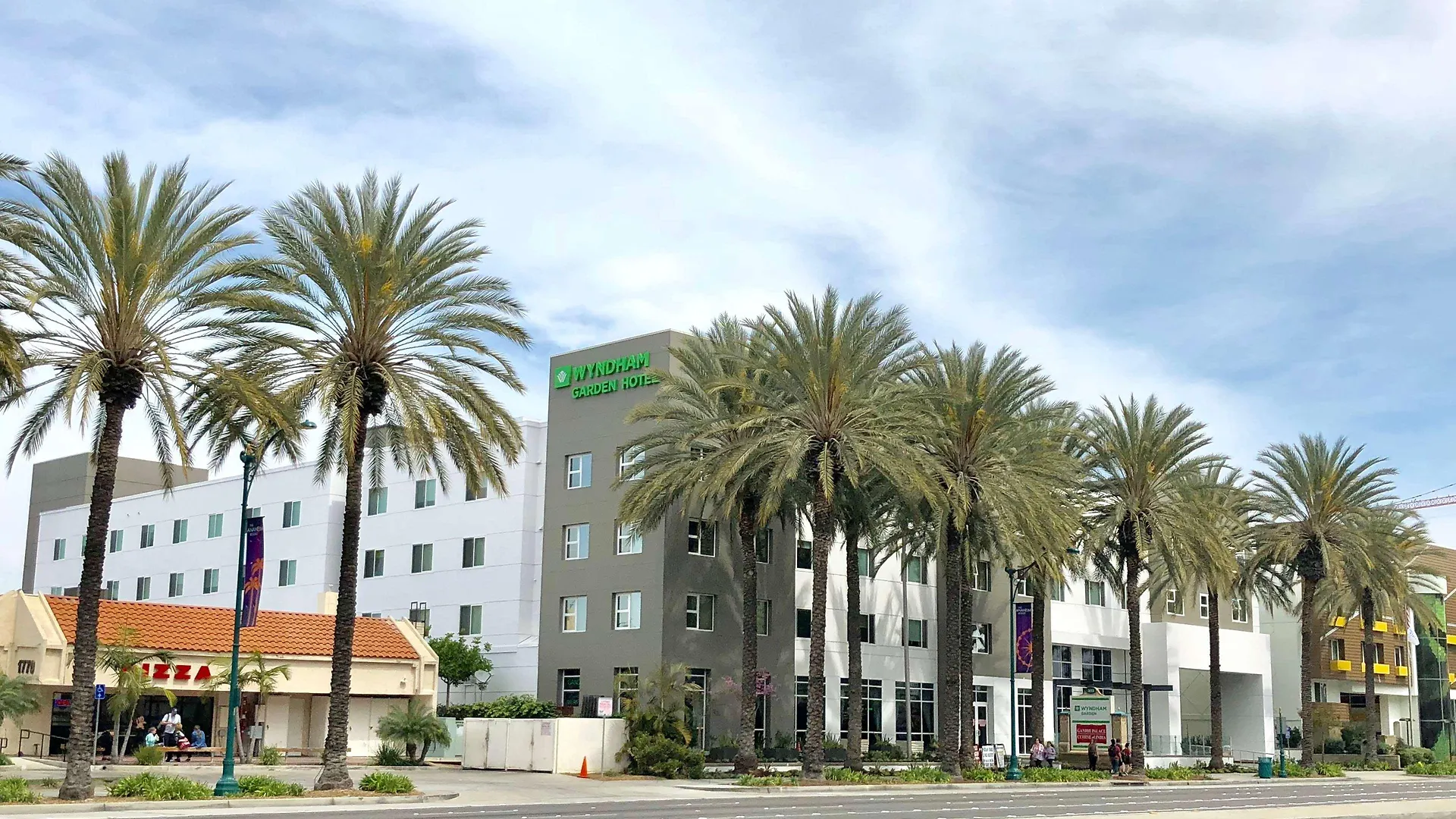 ***  Wyndham Anaheim Hotel United States
