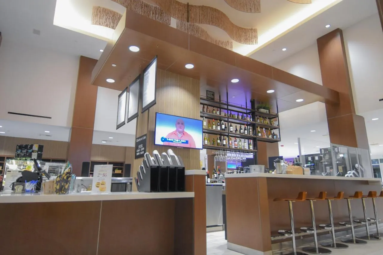 Wyndham Anaheim Hotel